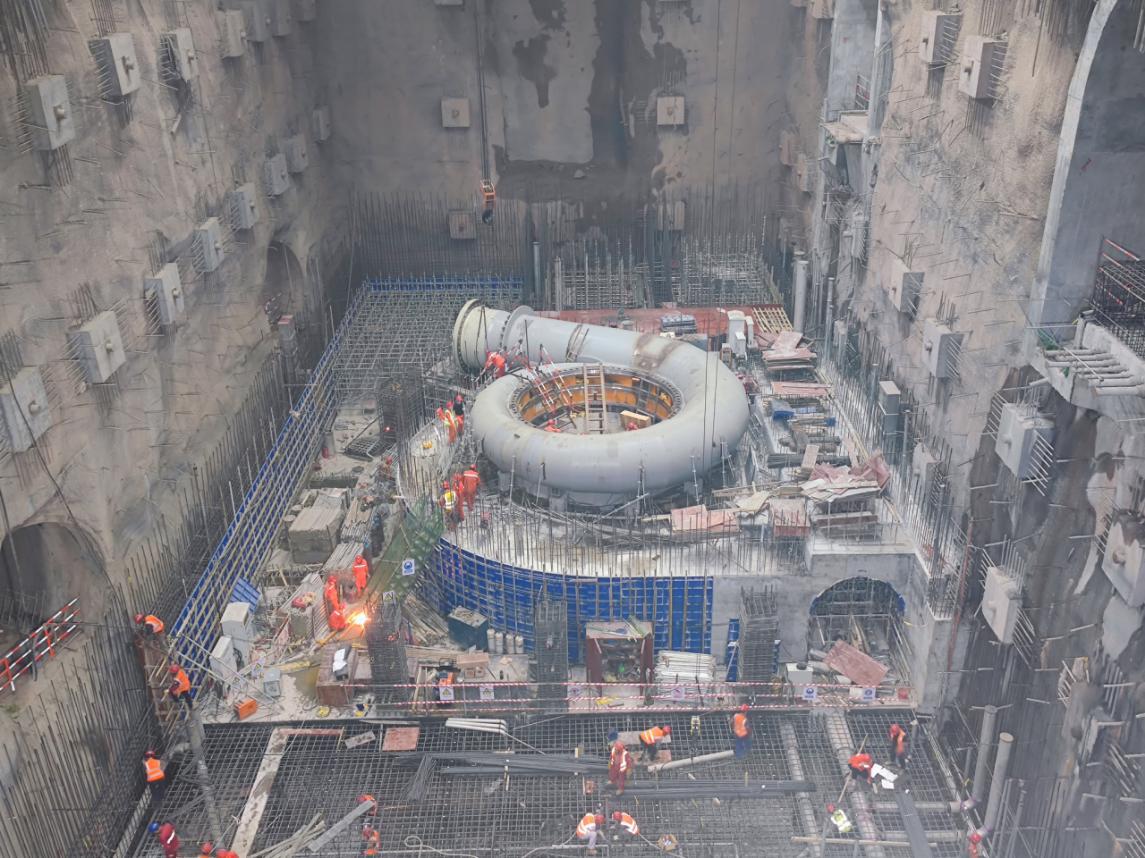 地下厂房1、2号机组建设现场 重庆蟠龙抽水蓄能电站有限公司供图.jpg