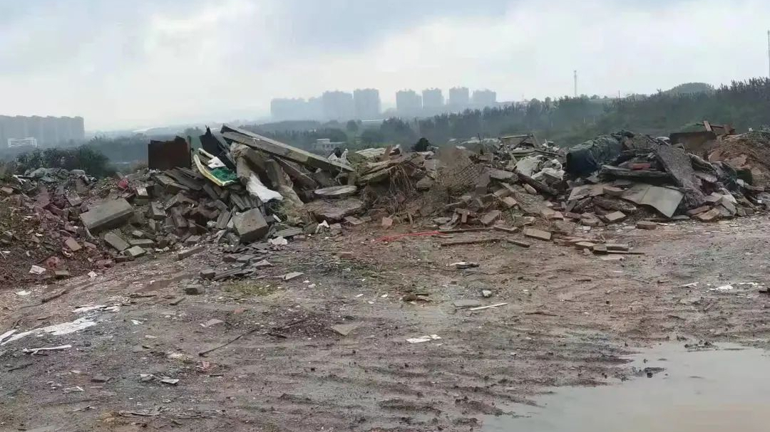 山西晋城市打响全面整治“黑土场”的“大会战”