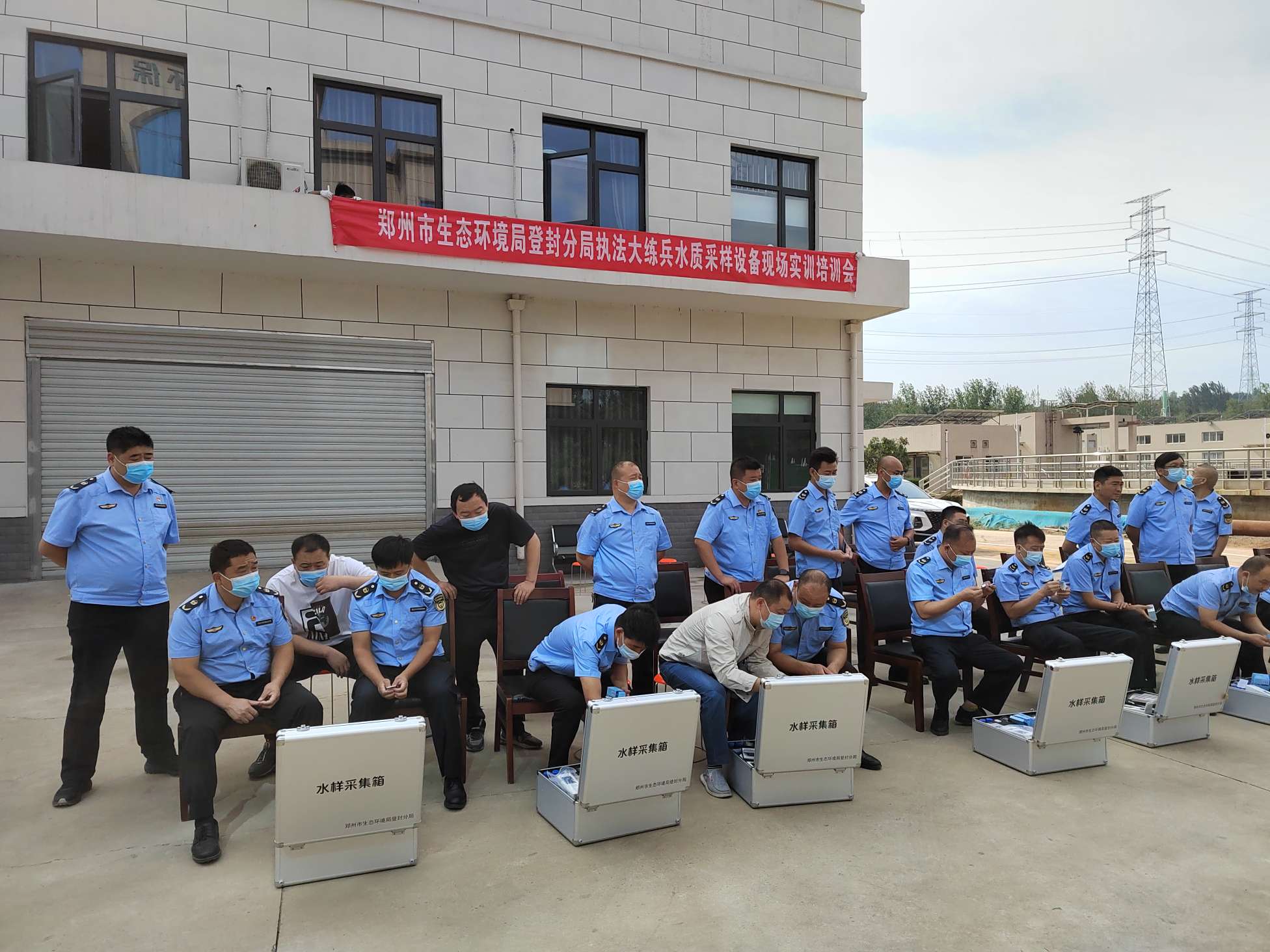 河南登封：推进生态环境执法  开展水质采样设备现场实训培训会