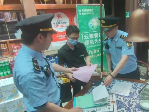油烟净化器,油烟净化一体机,厨房油烟净化器,烟罩式油烟净化器一体机,烧烤油烟净化器,居民小区油烟净化器改造,迈优蓝油烟净化器