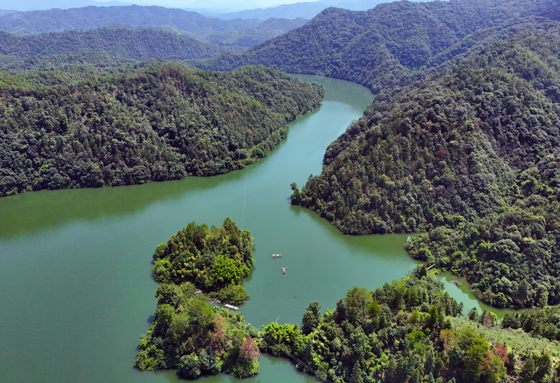 江西崇义筑牢南方重要生态屏障