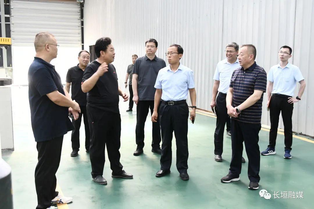 长垣市长邓国永深入芦岗乡再制造产业园调研8月2日