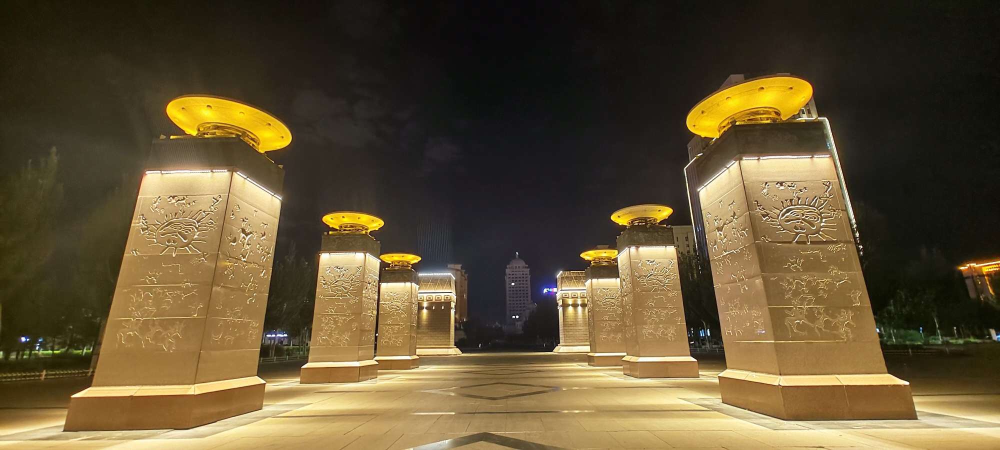 锡林浩特市夜景——中国环境网