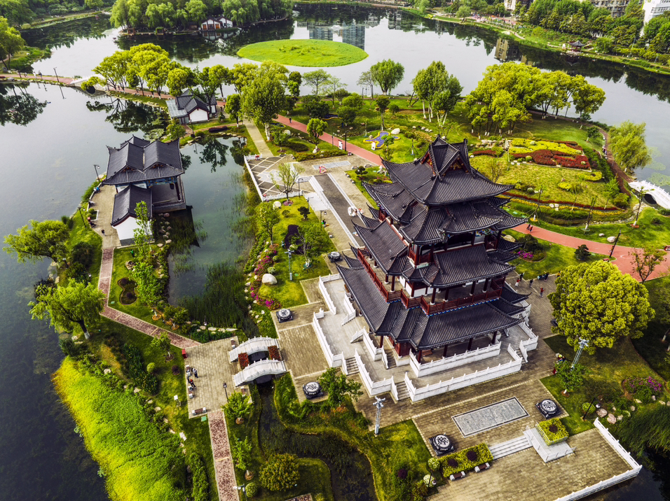 2023年4月15日拍摄于武汉武昌紫阳公园.