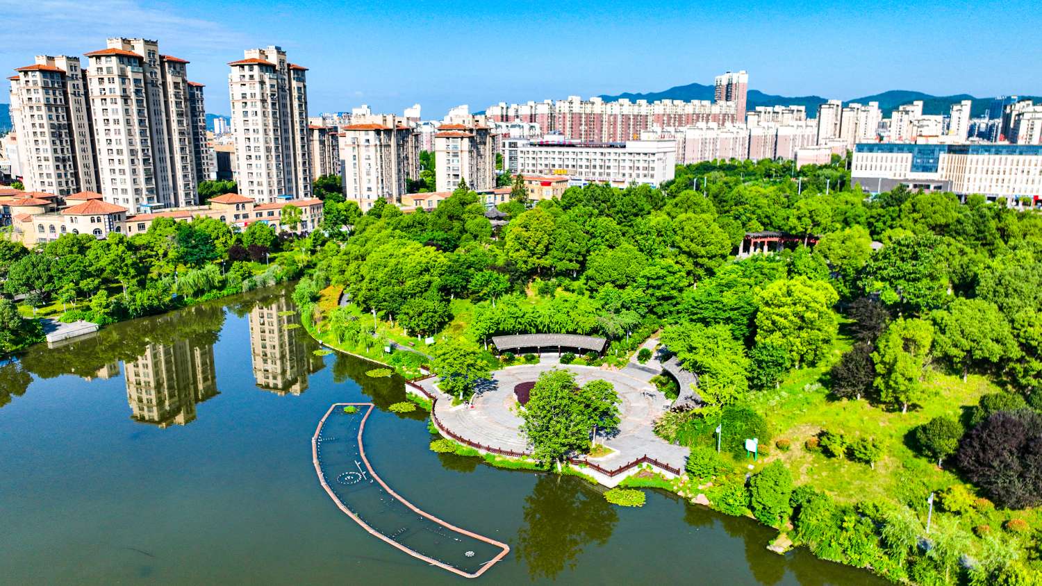 安徽芜湖:夏日公园景色美——中国环境网