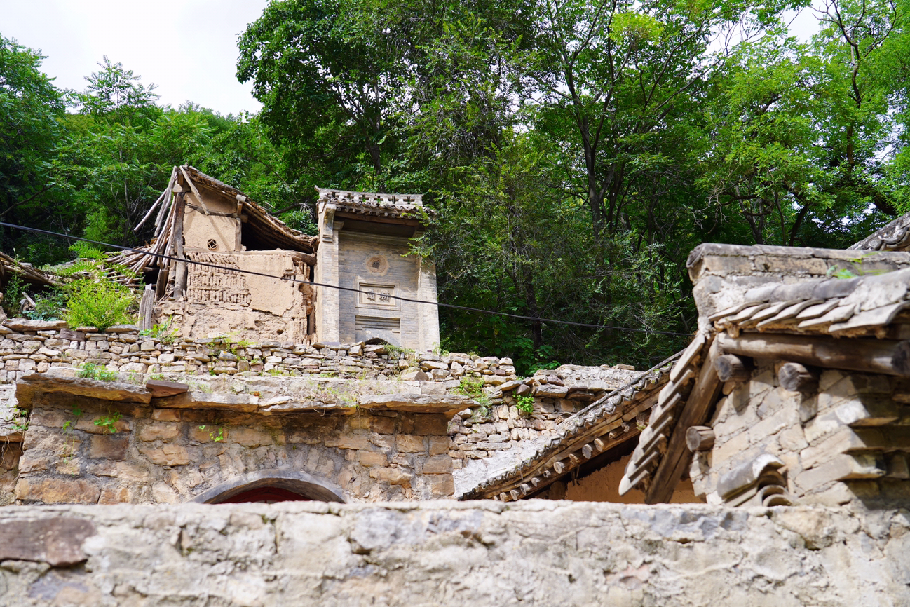 马趵泉村是山西省稷山县西社镇马家沟行政村所辖的一个自然村,坐落于