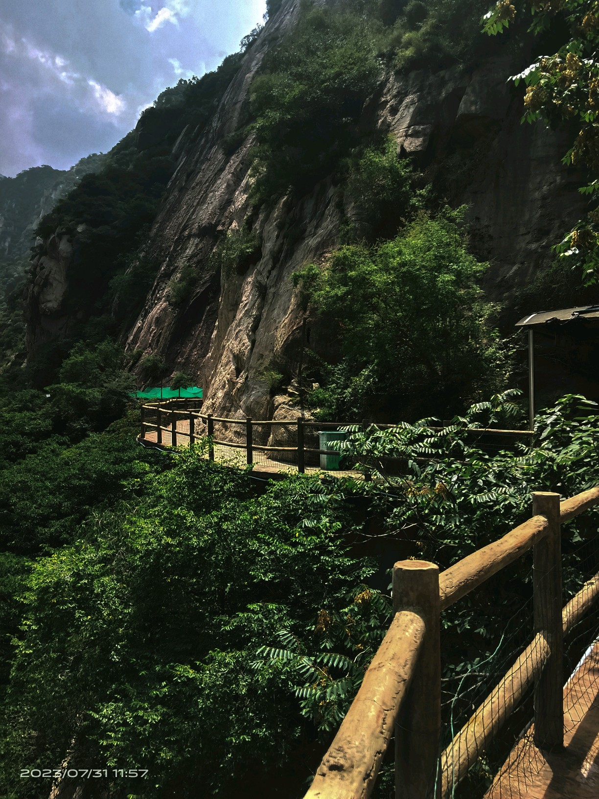 永济市神潭大峡谷景区图片