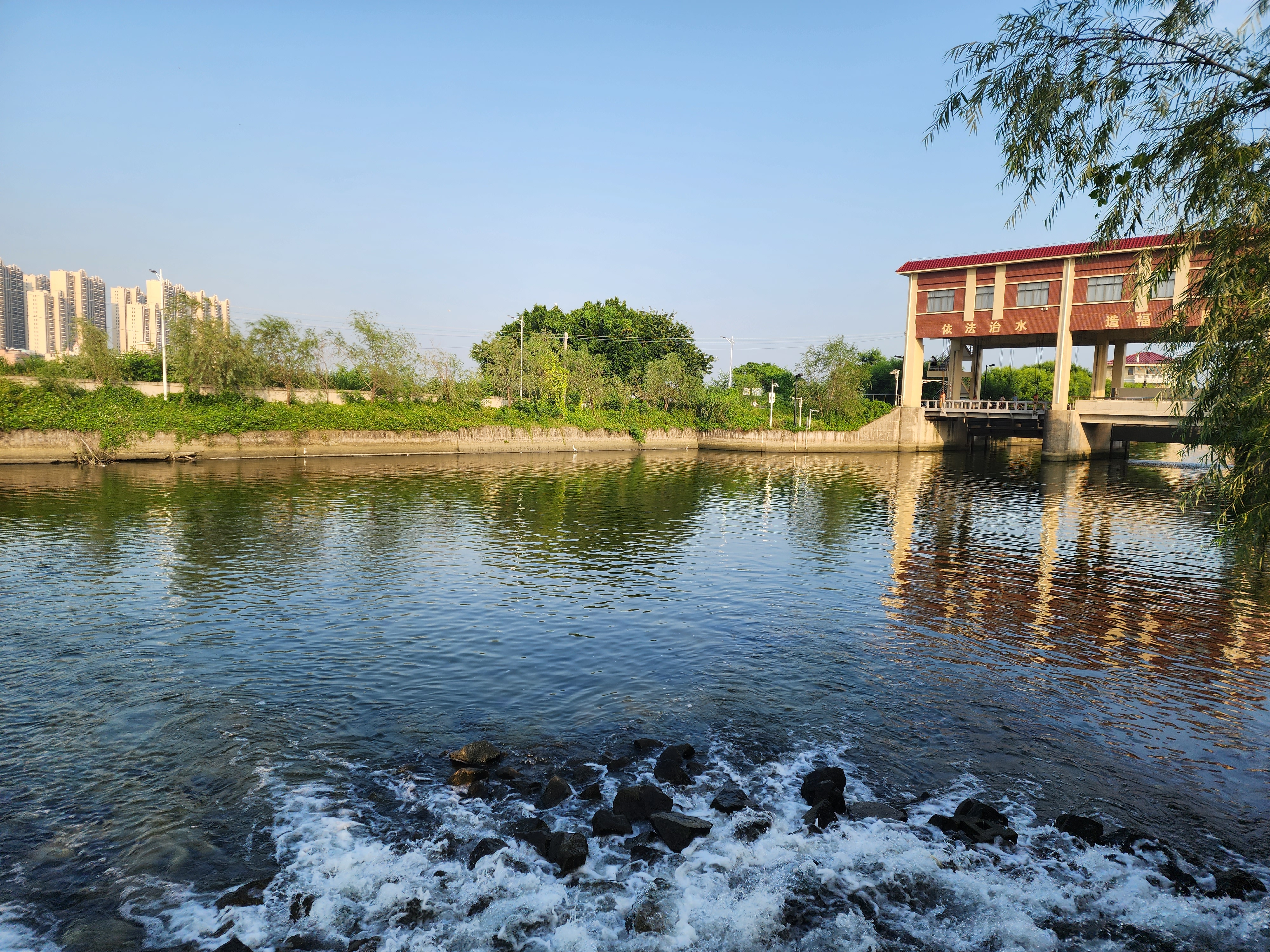 防治初雨污染,汕头练江"有一套"!